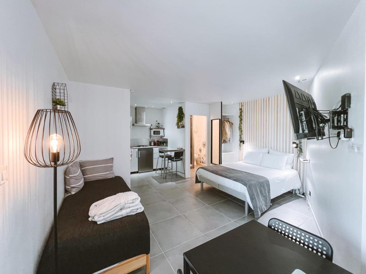 Sky - Gite Meuble & Confort Drome - Ecolodgite Laveyron Eksteriør billede