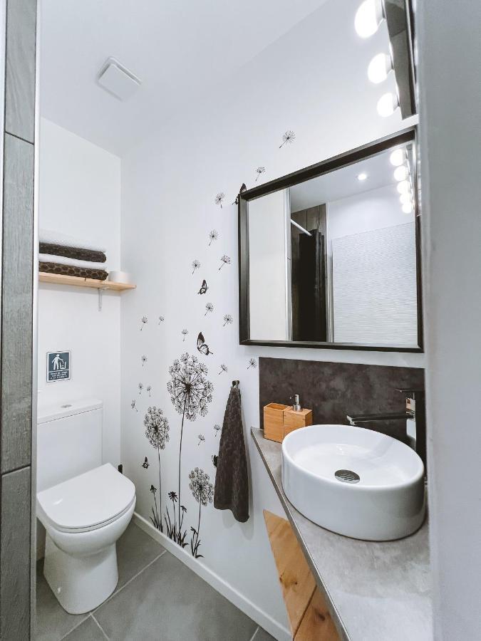 Sky - Gite Meuble & Confort Drome - Ecolodgite Laveyron Eksteriør billede