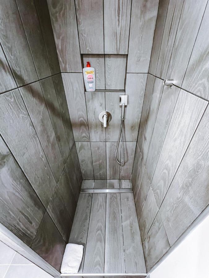 Sky - Gite Meuble & Confort Drome - Ecolodgite Laveyron Eksteriør billede